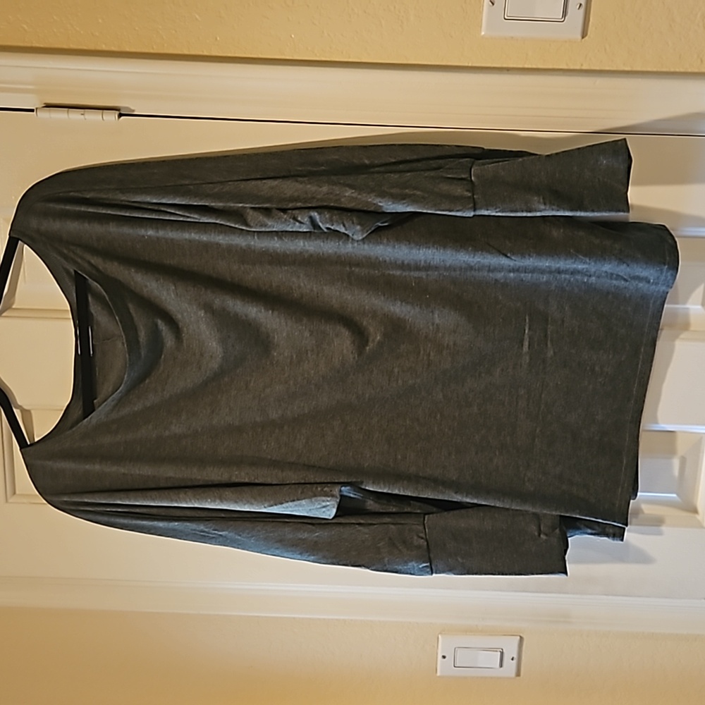 Poetsky hearhered dark green tunic size 2xl.